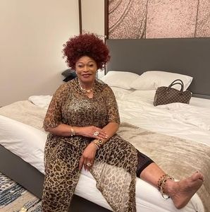 Meet your Posher, Nosimot